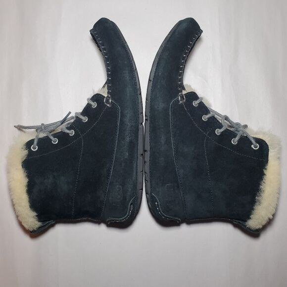 UGG Chickaree Boot Size 9 - Picture 9 of 14